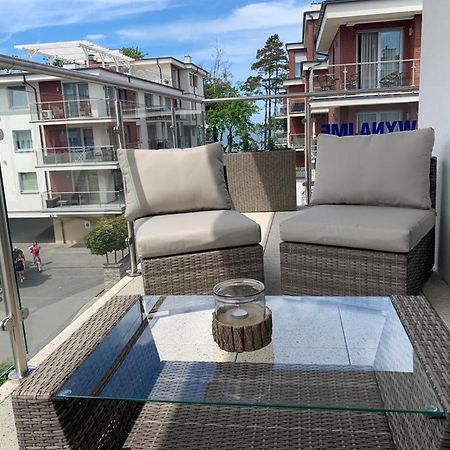 Apartament Nadmorski Z Basenem Klifowa Rewal Dış mekan fotoğraf