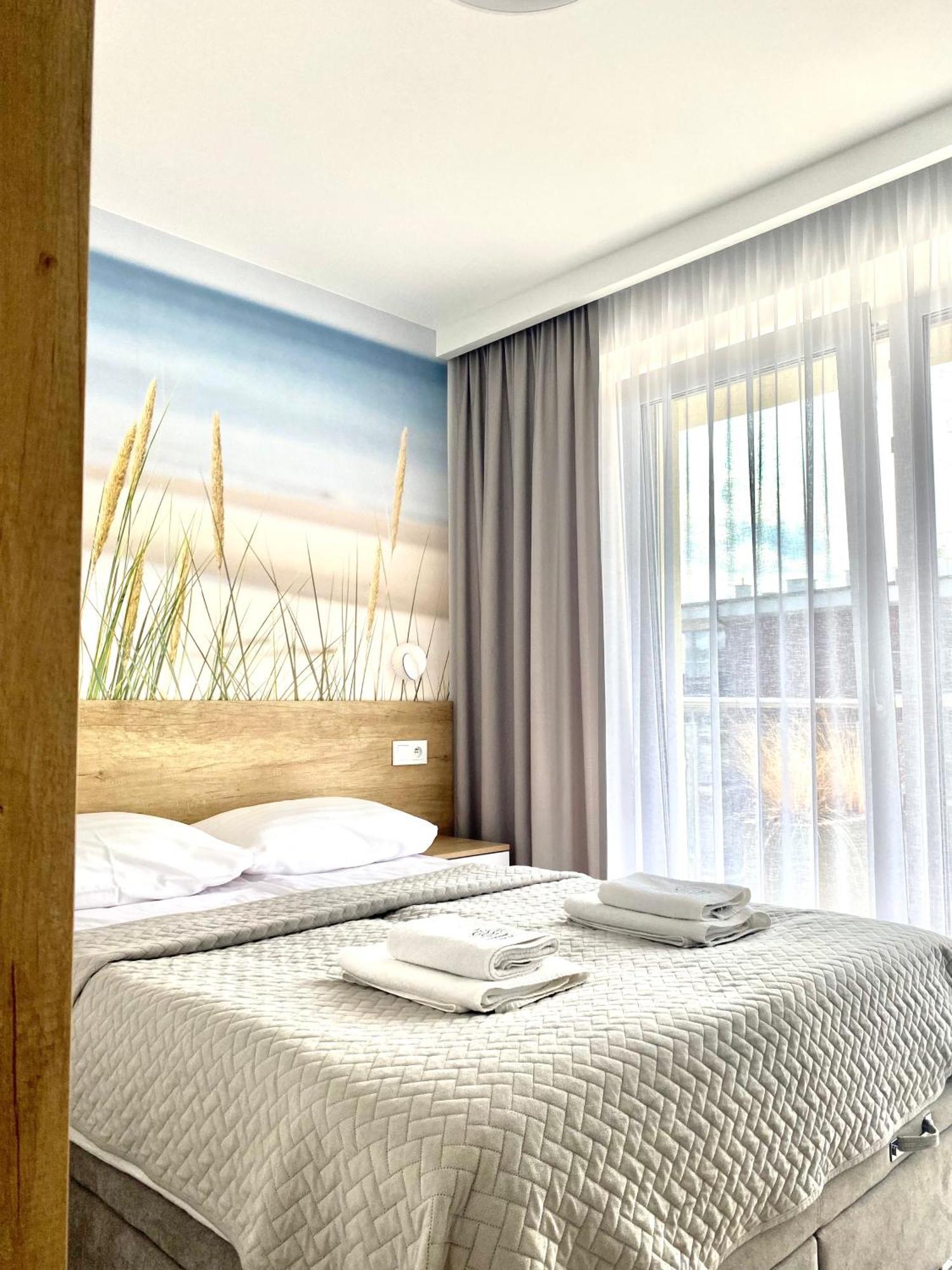 Apartament Nadmorski Z Basenem Klifowa Rewal Dış mekan fotoğraf